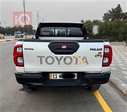 تۆیۆتا هایلۆکس